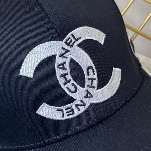 ?✨AUTHENTIC✨?CHANEL hat main image 8